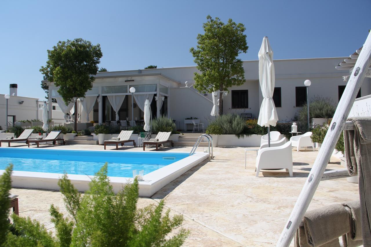 Relais Lali' Pensionat Mottola Exteriör bild